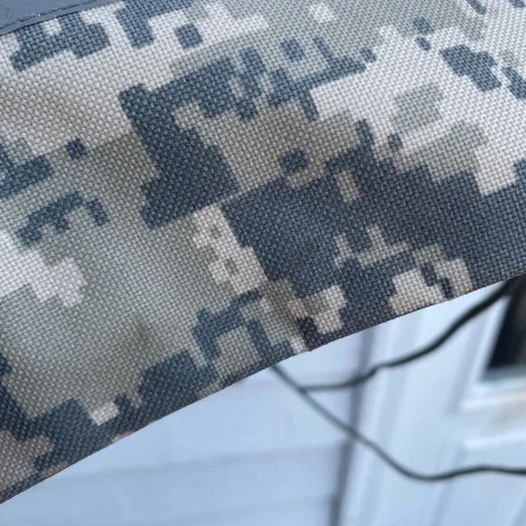 Digital Camouflage Drawstring Backpack Bag with Military Helicopter 🚁 - Picture 5 of 7